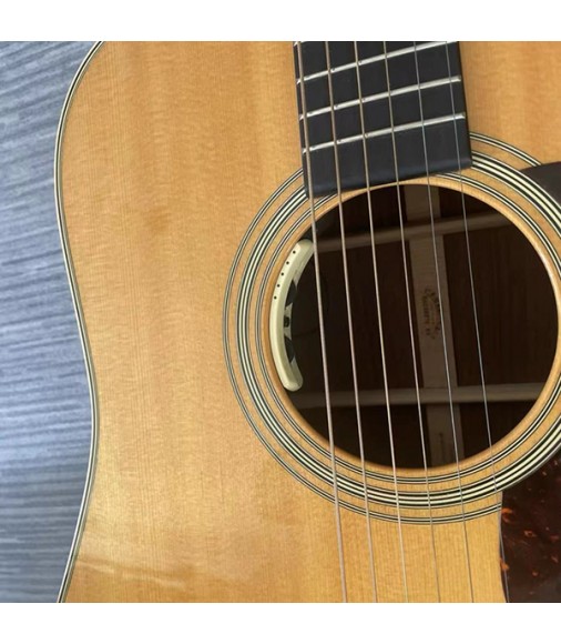 Hard Acoustic Guitar Case for Martin D28 Guitar